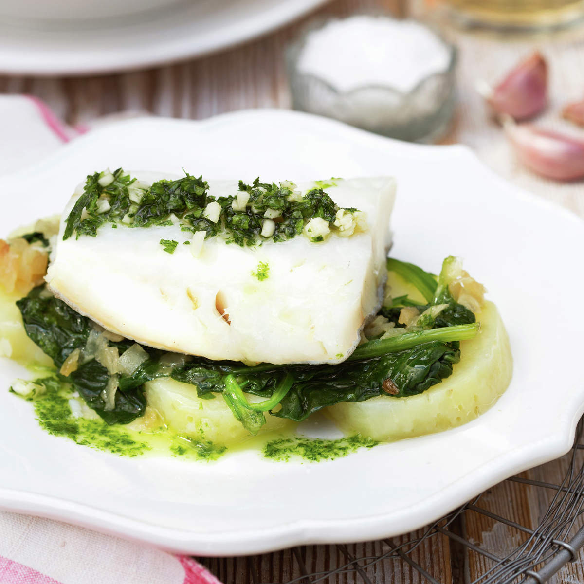 BACALAO CON PATATAS Y ESPINACAS.