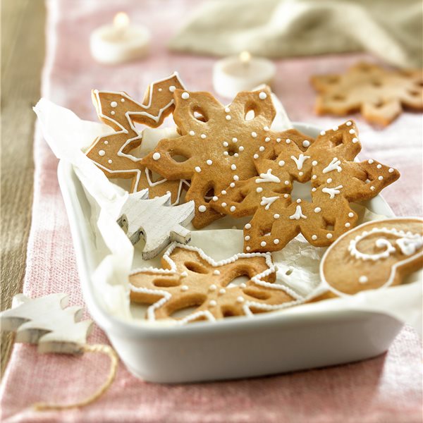 Galletas de Navidad glaseadas con cacao y vainilla (que te sirven para decorar)