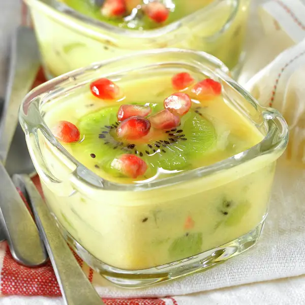 Flan frutal, postre fácil y vegano, sin gluten y muy ligero, ¡perfecto para todos!