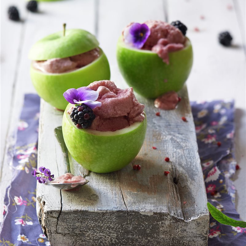 GRANITA DE MORAS EN INFUSIÓN DE ESPECIAS. 