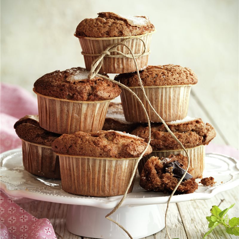 PASO A PASO PARA REALIZAR MAGDALENAS DE CHOCOLATE CON BOMBONES: RESULTADO FINAL.