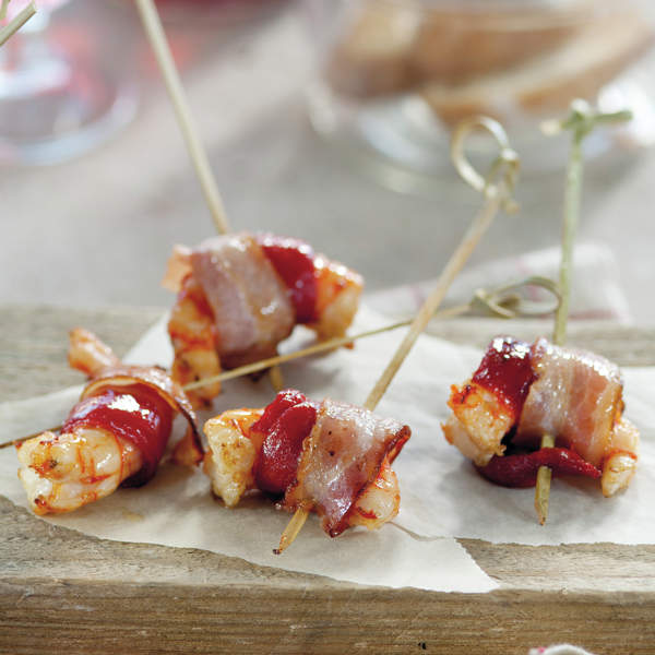 Pincho de beicon, piquillo y gamba, una explosión de sabor que no podrás olvidar