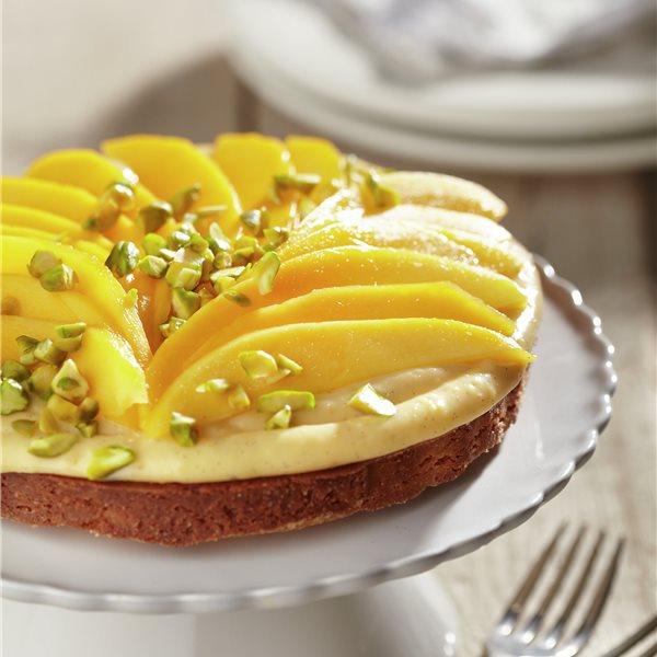 Tarta de mango y crema pastelera