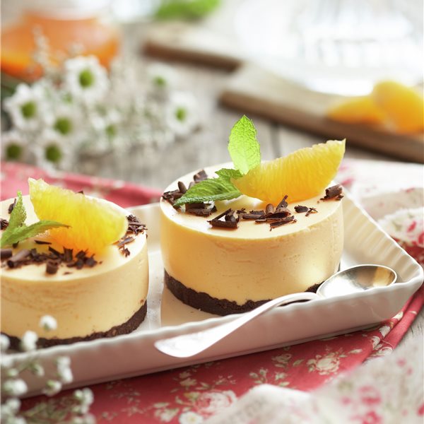 TARTITAS DE MOUSSE DE MANDARINA.
