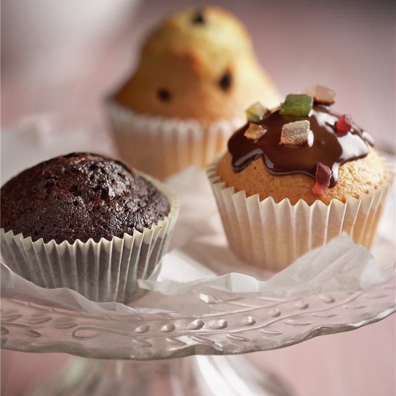 MAGDALENAS BAÑADAS CON CHOCOLATE, MAGDALENAS CON PEPITAS DE CHOCOLATE Y MAGDALENAS DE CHOCOLATE Y MIEL.