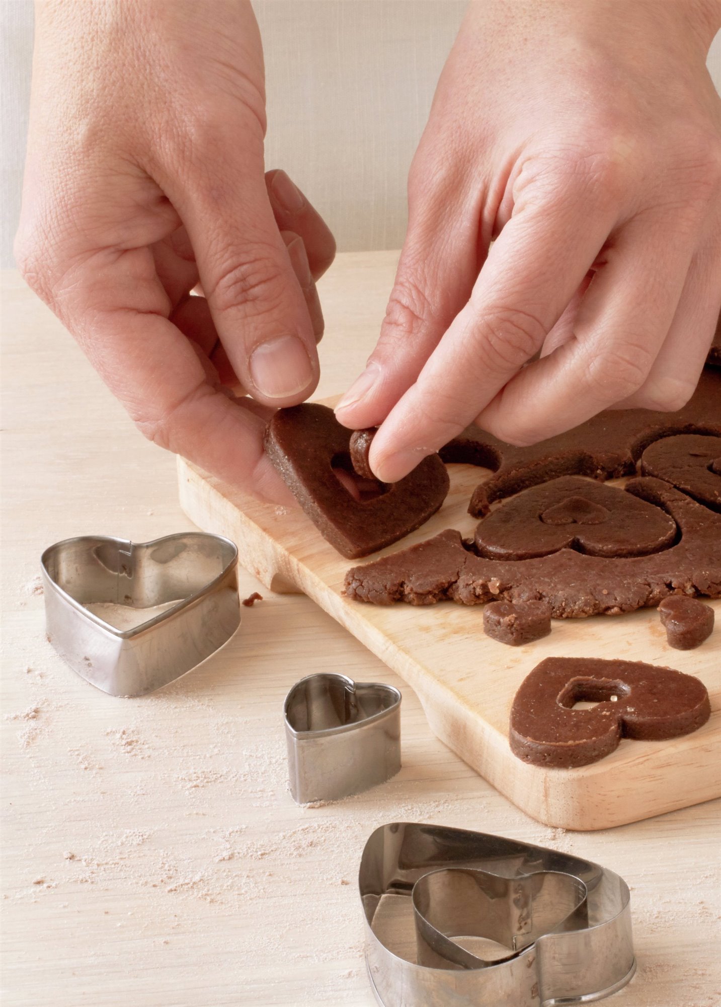 2. Da forma a las galletas