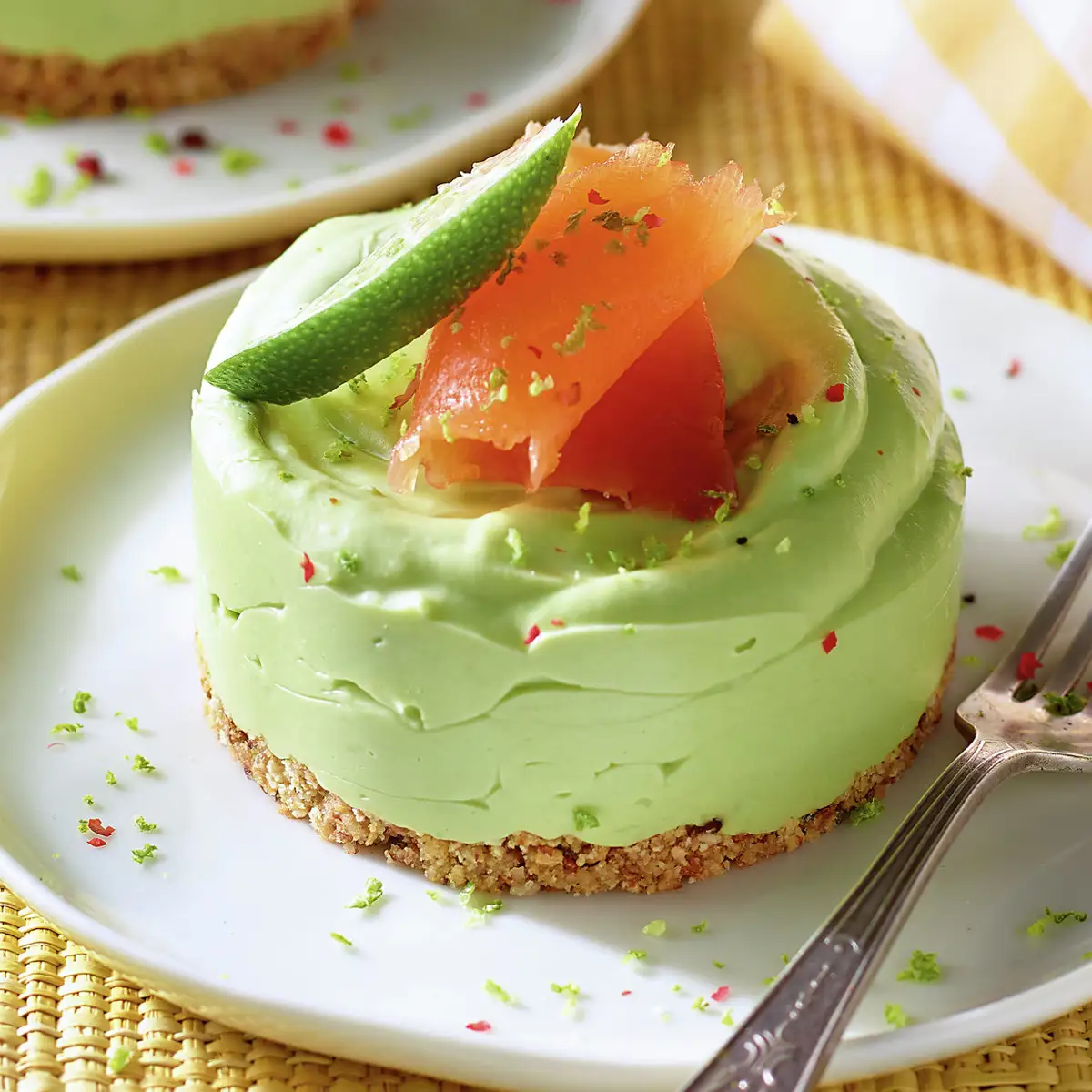 TIMBALES DE AGUACATE Y GALLETA