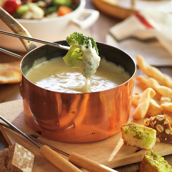 Descubre cuál es el mejor queso para hacer una fondue