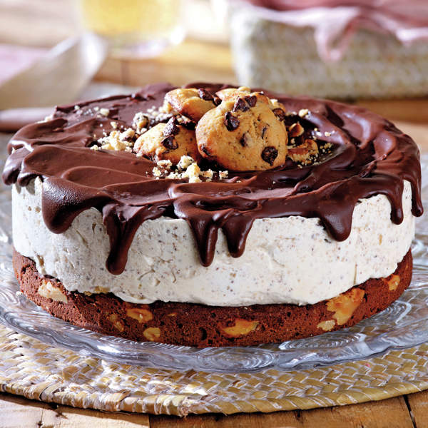 Tarta helada de cookies caseras, base de brownie y chocolate ¡espectacular!