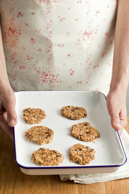 5. Hornea las galletas de avena