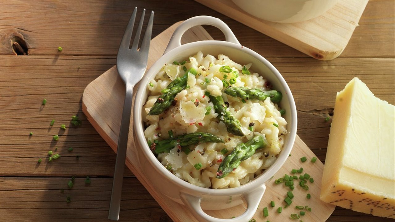 Risotto de espárragos con parmesano - Lecturas