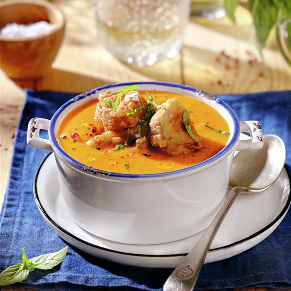 paso_a_paso_para_realizar_sopa_de_tomate_con_cazon_en_adobo_resultado_final
