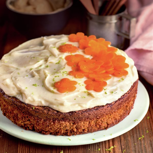 Carrot cake with ginger and a pinch of lime