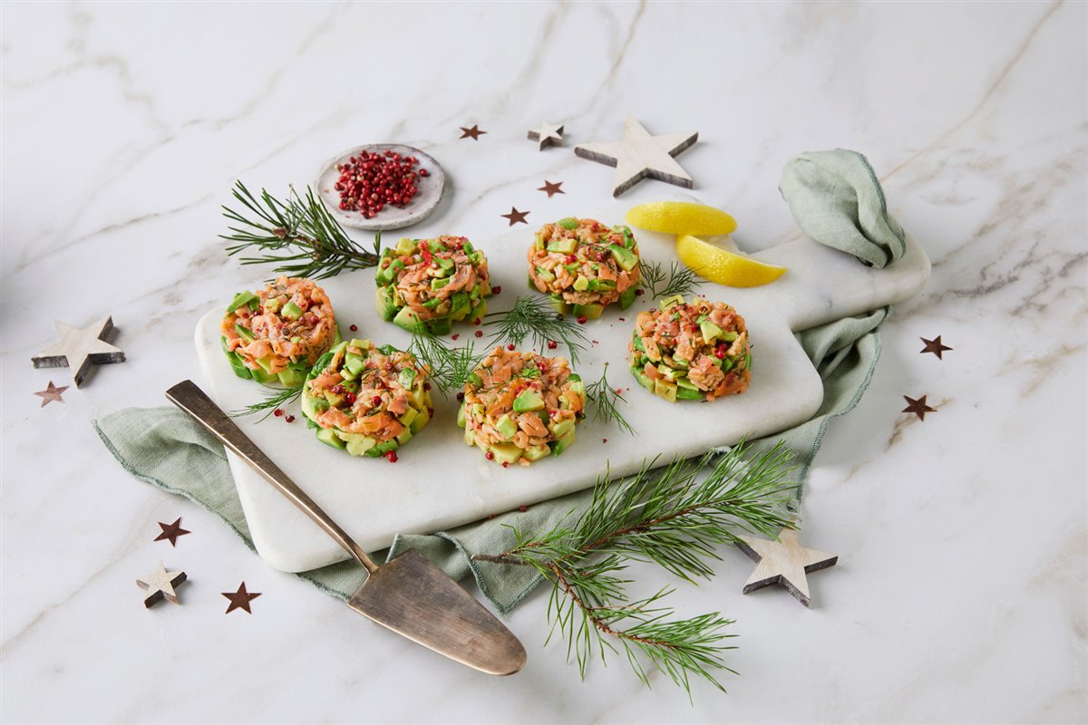 Tartar de salmón ahumado (Mar de Noruega)