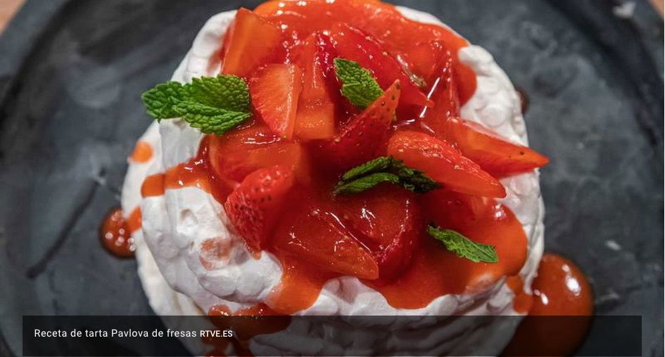 Pavlova de fresas de Belén López en MasterChef Celebrity 6