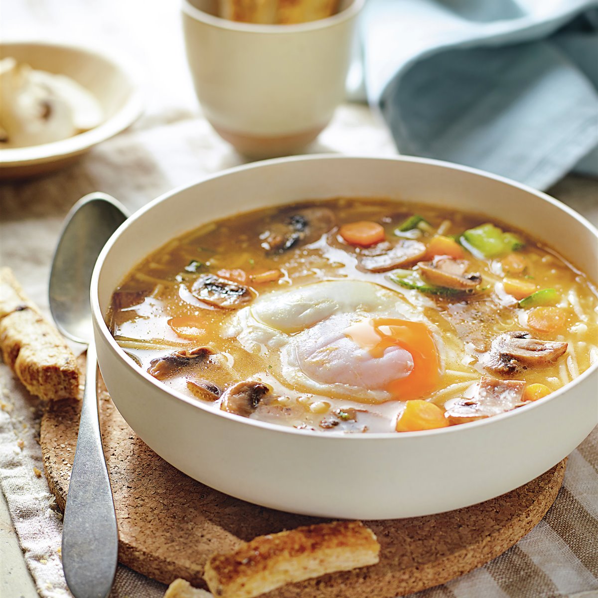 vegetable soup_with eggs