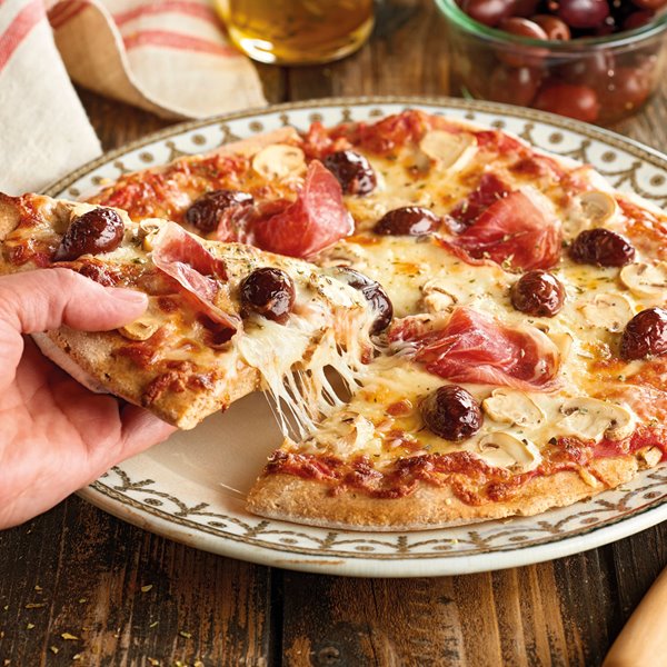 3 trucos infalibles para hacer pizza casera mejor que la de la pizzería