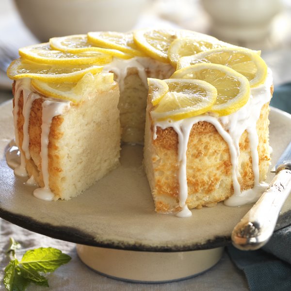 This is the recipe for the irresistible and "fluffy" Lemon Cake by Alberto Chicote