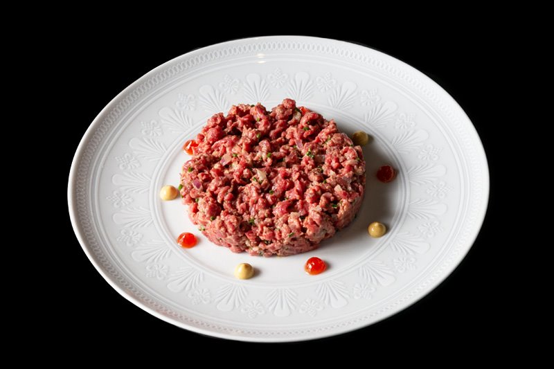 Tartar de ternera de los Pirineos catalanes marinado al estilo Babula