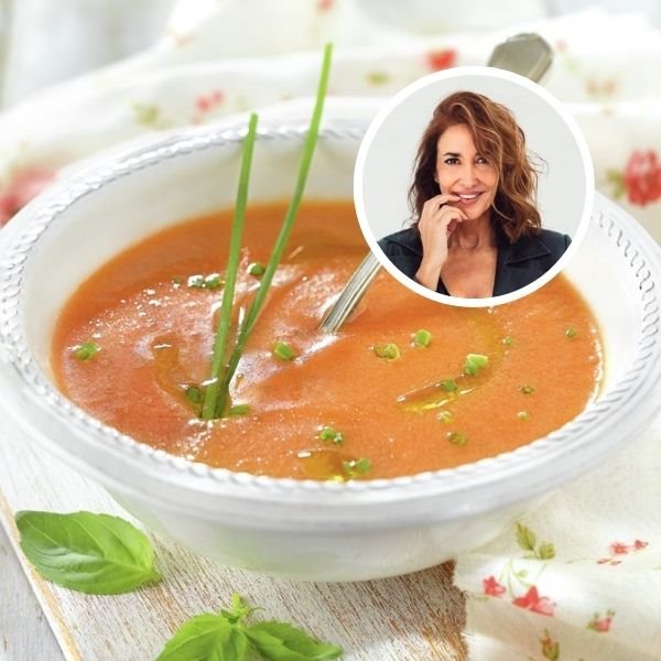 Súper ligera y perfecta para toda la familia: así es la sopa de tomate de Elsa Anka