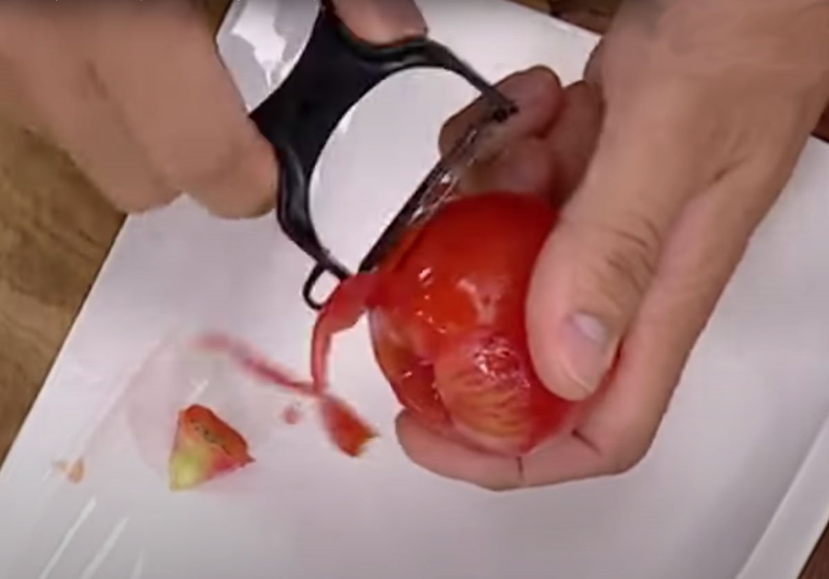 Pelar el tomate