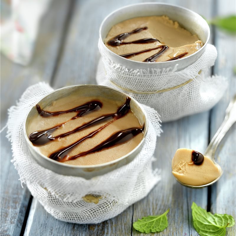 panna cotta con dos texturas de chocolate