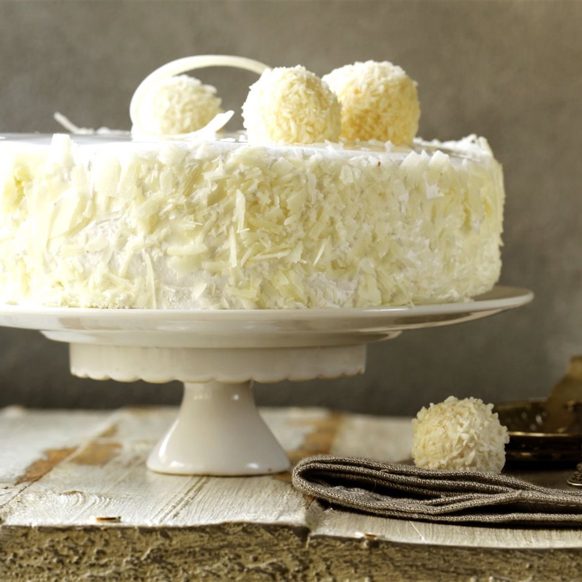 Coconut cake catches husbands