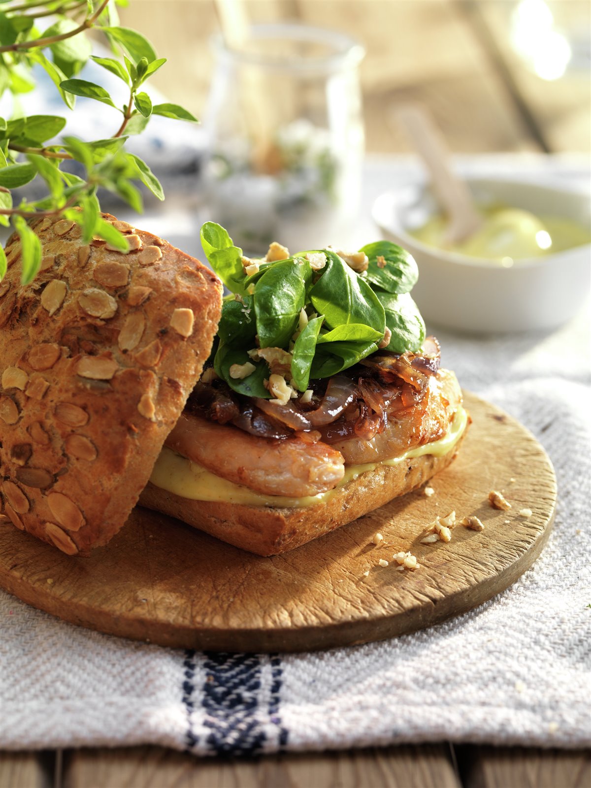 BOCADILLO DE POLLO AL CURRY