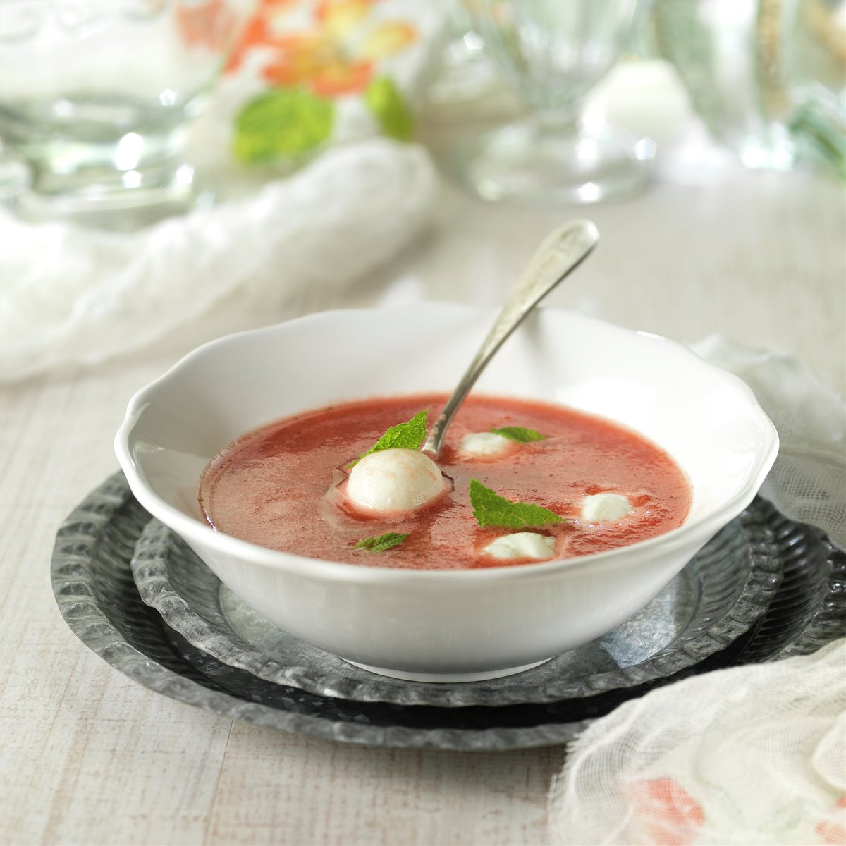 POSTRE DE SANDÍA CON BOLITAS DE QUESO FRESCO