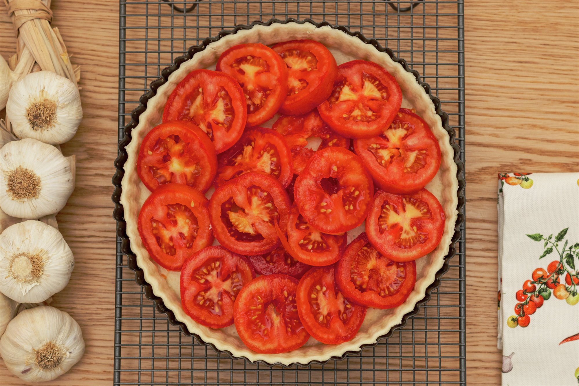 5. Distribuye el tomate