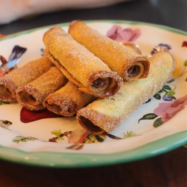 Rollitos dulces de pan de molde esponjosos en freidora de aire, ¡en 5 minutos! (con vídeo)