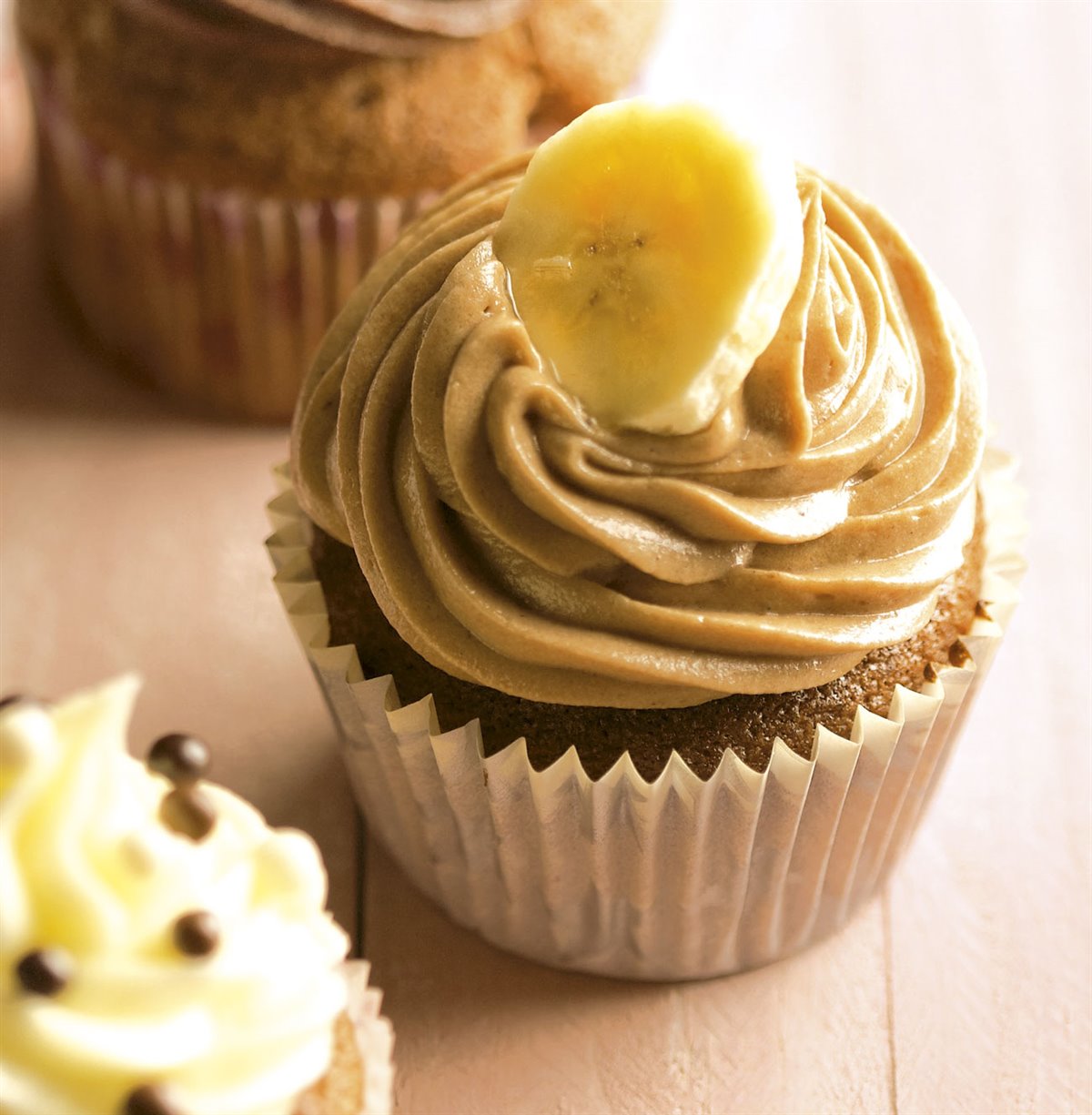 Cupcakes de chocolate con plátano