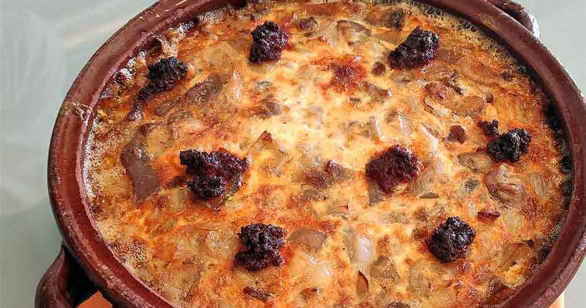 'Greixonera de porc' mallorquina para los días de Carnaval
