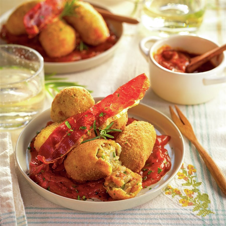 Croquetas gourmet con jamón crujiente