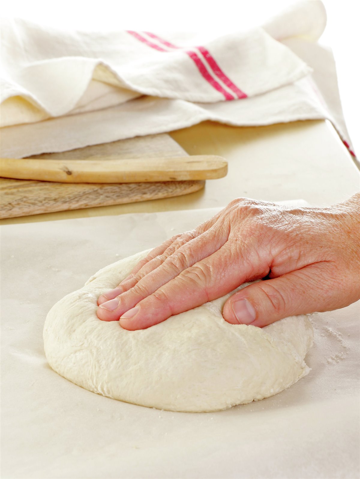paso_a_paso_para_hacer_brioches_de_mantequilla_amasar_la_masa 00388324.jpg