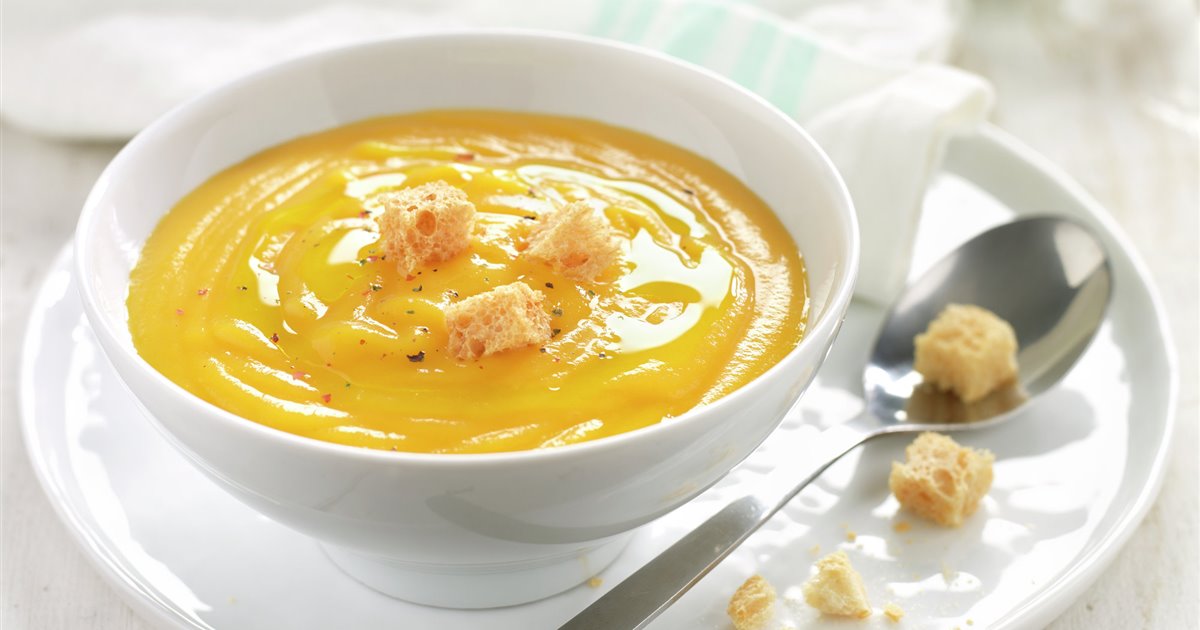 Crema ligera de verduras con caldo de ave