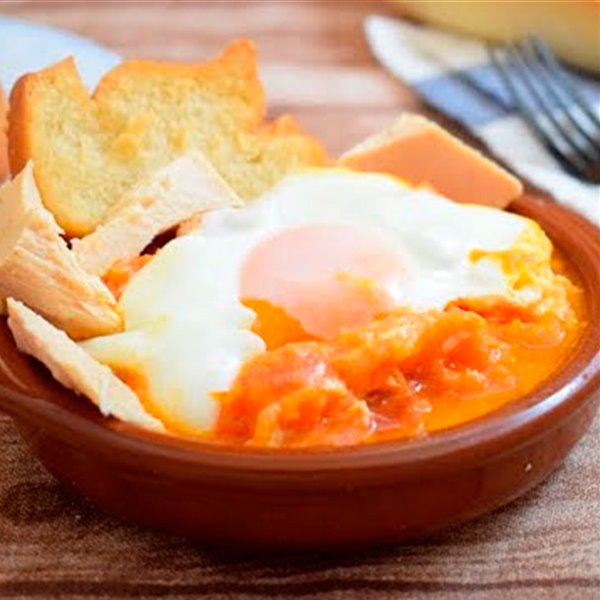 Huevos a la manchega, receta tradicional de la abuela ¡con 3 ingredientes! (con vídeo)