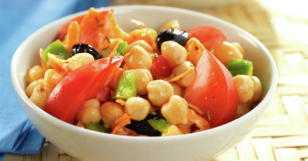 Ensalada de garbanzos con vinagreta de mostaza