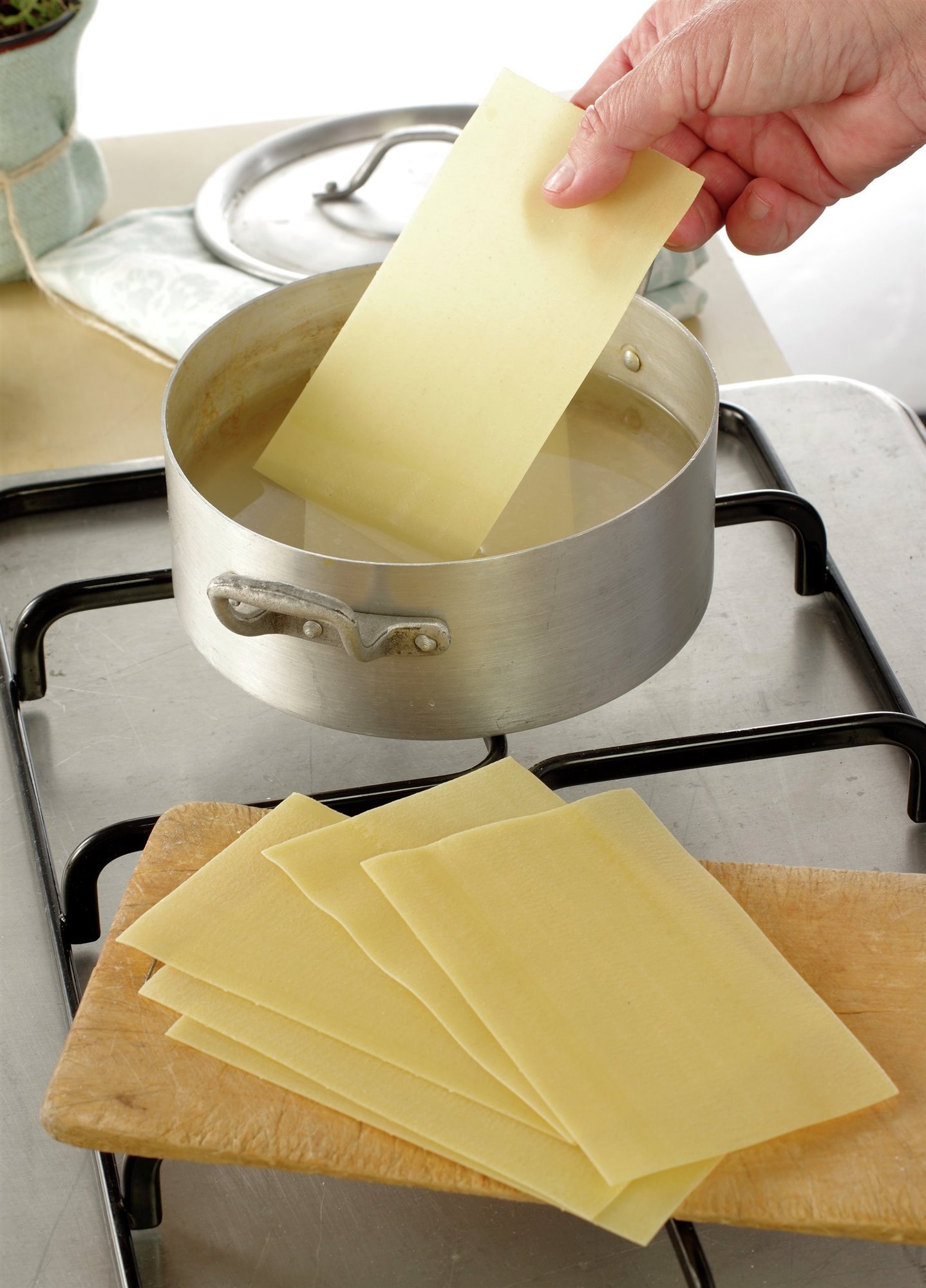 1. Cuece la pasta