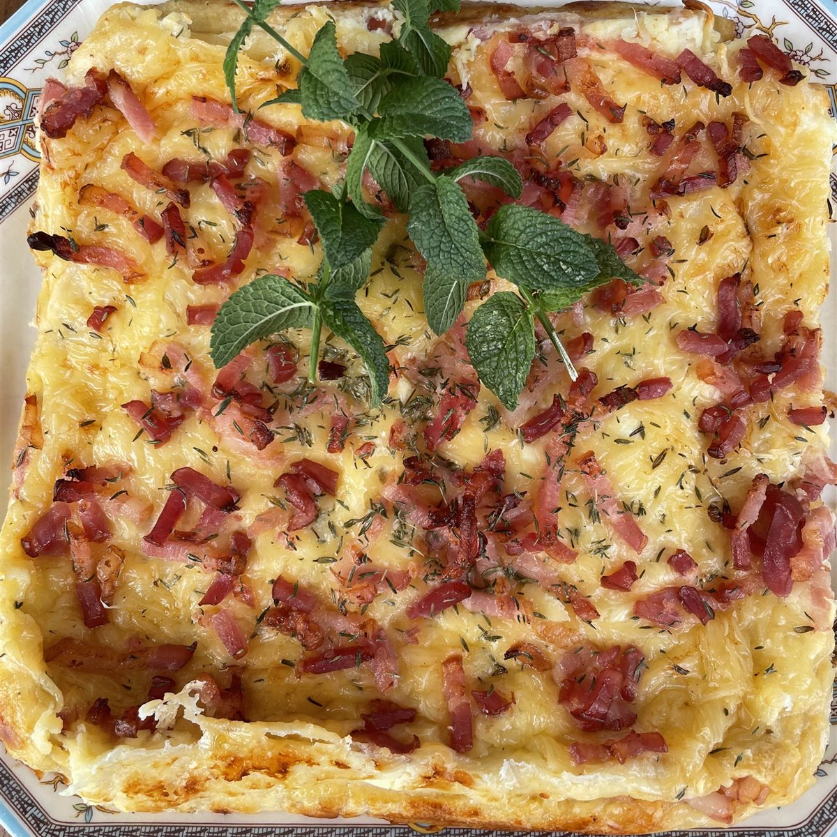 Pastel de Bacon y Queso con Pan de Molde