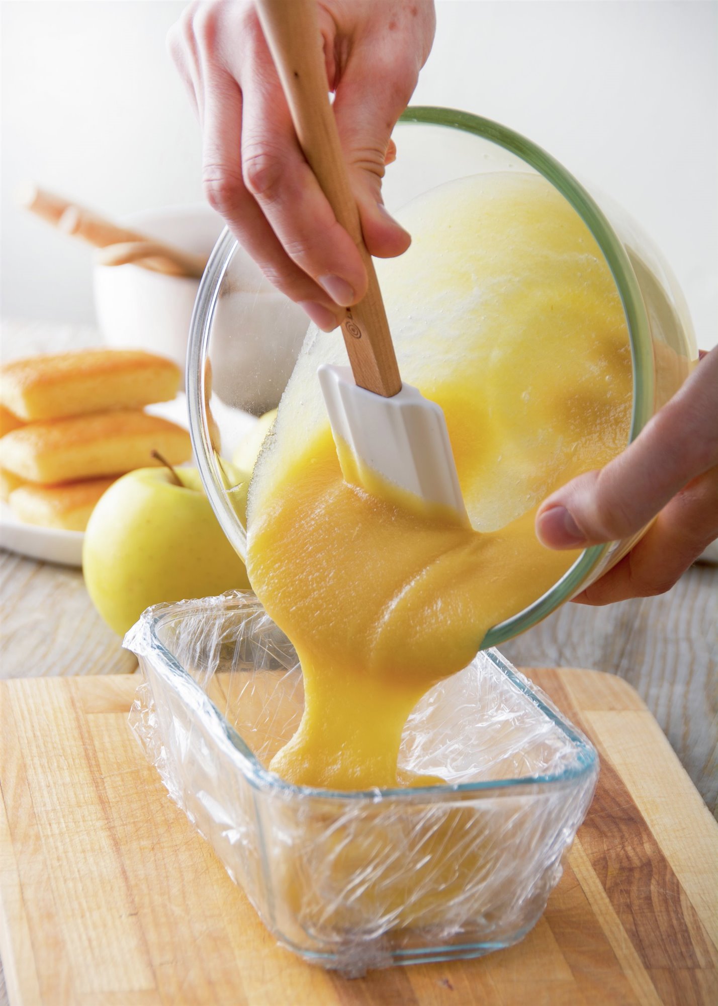 Tarta vasca de compota y crema de queso con sobaos