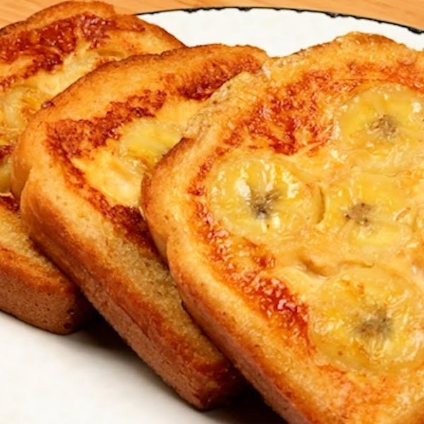 Tostadas francesas con plátano, receta fácil y rápida con pan de molde