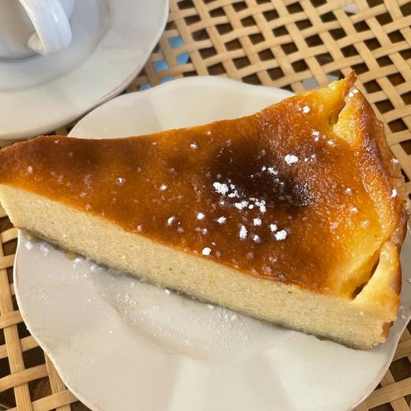 Miglaccio napolitano, la tarta de queso esponjosa típica del sur de Italia