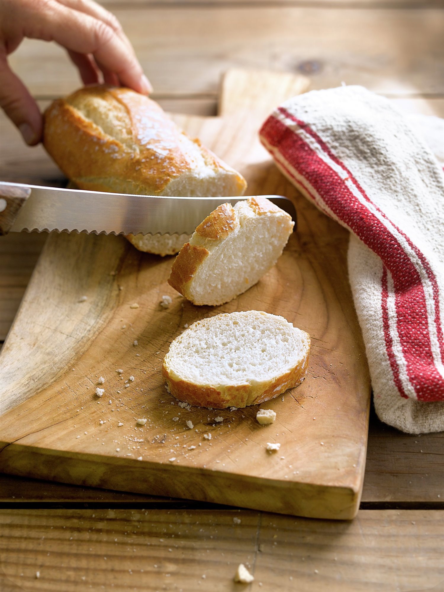 1. Corta rebanadas de pan