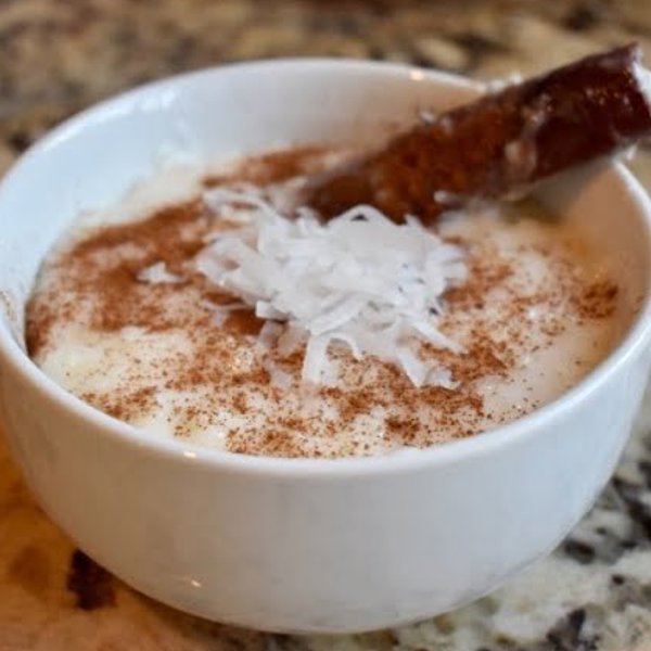 ¿Tienes arroz, leche y azúcar? Prepara este postre cremoso: arroz con leche de la abuela cubana