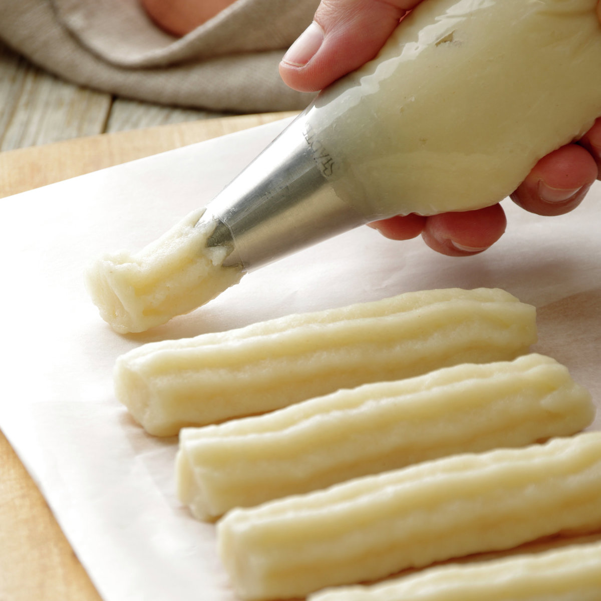 Hacer tiras de masa