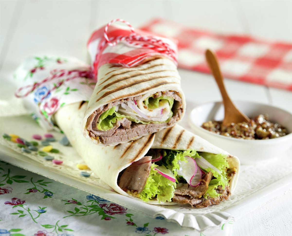 WRAP DE ROSBIF CON MOSTAZA