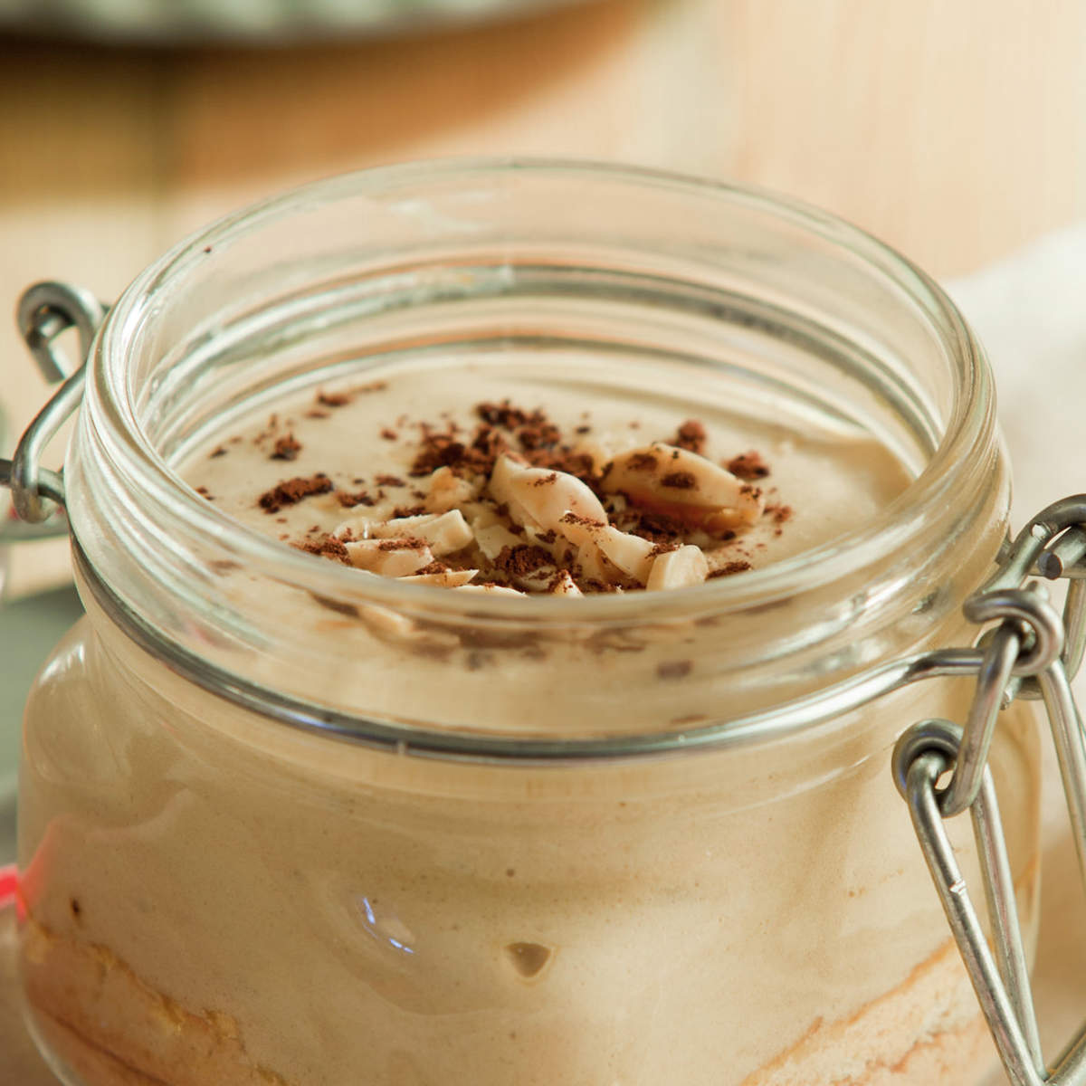 MOUSSE DE CAFÉ CON ALMENDRAS