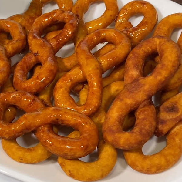 Buñuelos cubanos