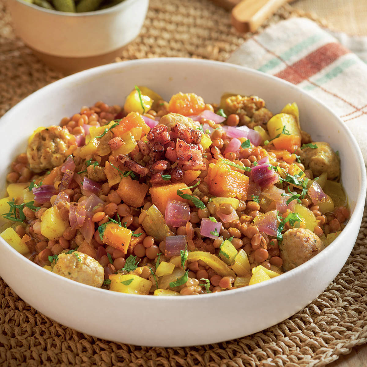 Curry de lentejas con albóndigas